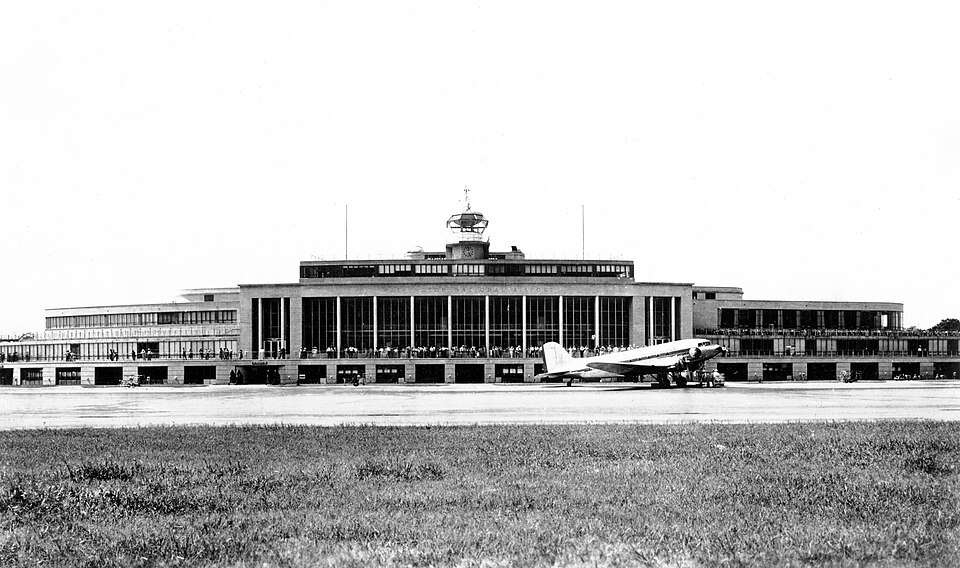 The Washington, D.C. Flap — Washington, DC (1952)
